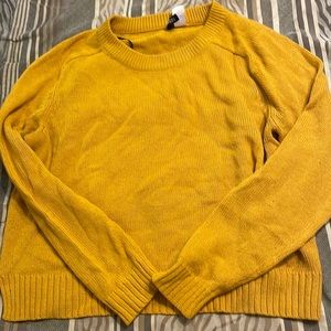 Yellow/Gold Sweater